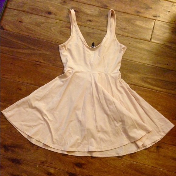 SOLD Express V Neck Fit Flare Skort Skater Dress - Picture 3 of 8